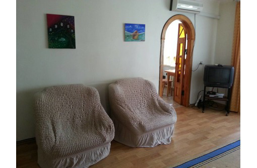 Продам 3-комнатную квартиру на ул.Троллейбусной - Квартиры в Симферополе