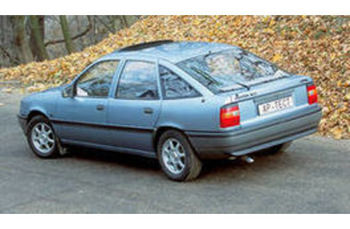 продаю автозапчасти на Opel - Для легковых авто в Симферополе