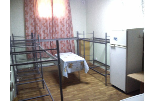 Койка место строителям,рабочим 2500/месяц - Аренда домов в Севастополе