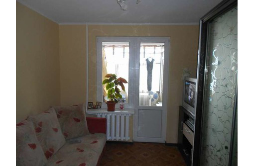 Продам свою 3-комнатную чешку в Севастополе - Квартиры в Севастополе