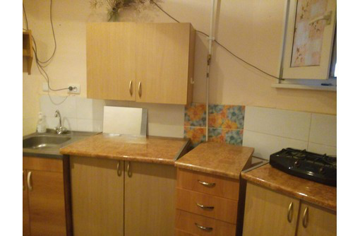 В частном доме две двух комнатные квартиры со своей кухней - Аренда домов в Севастополе