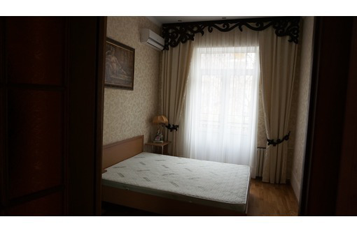 3-комнатная  длительно в центре Б.Морская - Аренда квартир в Севастополе
