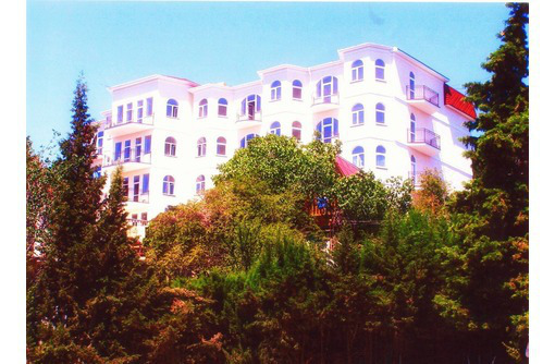 Продам элитный дом 3000 м2 в Гурзуфе Крым - Дома в Симферополе