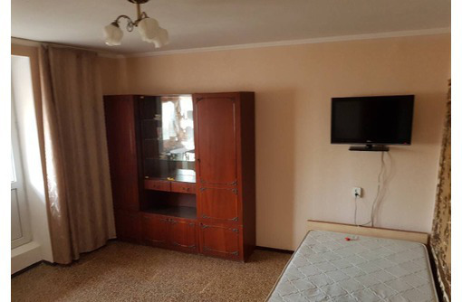 Продается 1-комнатная квартира, г. Симферополь, ул.1 Конной армии - Квартиры в Симферополе