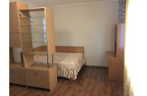 Сдается 1-комнатная крупногабаритная, улица Хрусталева, 22000 рублей - Аренда квартир в Севастополе