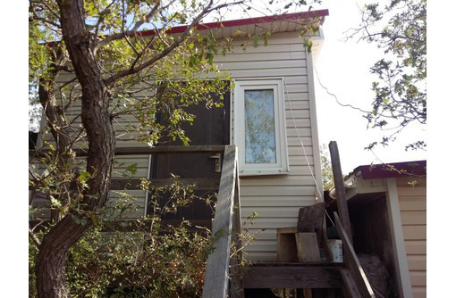 Продается видовой участок 6 соток ижс, с летним дом в жилом состоянии - Дома в Форосе