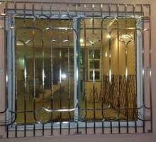Кованые и простые металлические решетки на окна, ворота, заборы, перила - Металлические конструкции в Керчи