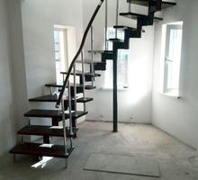 Изготовление лестниц, обшивка бетонных и металлических каркасов - Лестницы в Феодосии