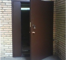 Установка входных и межкомнатных дверей - Ремонт, установка окон и дверей в Крыму
