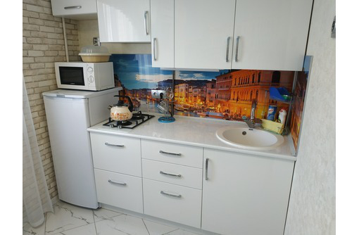 Посуточно и почасово квартира  у моря с дизайнерским ремонтом на ПОР 43 - Аренда квартир в Севастополе
