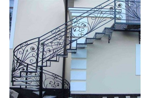 Проектирование, изготовление и монтаж лестниц - Лестницы в Феодосии