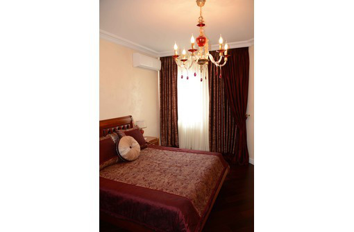 Продам элитную 3 комнатную  квартиру 120 м на 5/10   ул. Г Бреста 116 - Квартиры в Севастополе