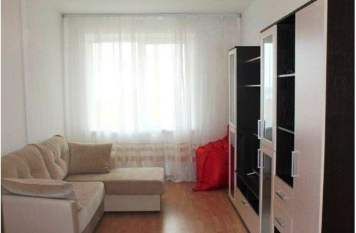 Сдается комната с ремонтом в двухкомнатной квартире - Аренда комнат в Севастополе