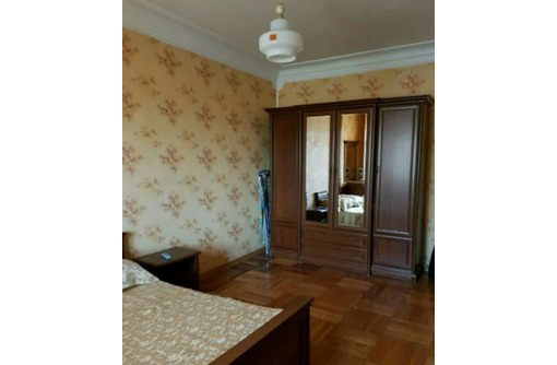 Сдается 2-комнатная, улица Новороссийская, 30000 рублей - Аренда квартир в Севастополе
