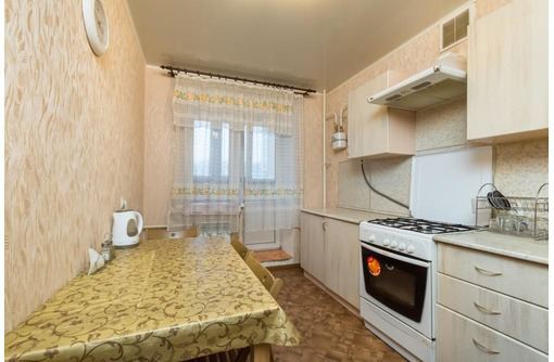 СРОЧНО сдаем  отличную двухкомнатную квартиру - Аренда квартир в Севастополе