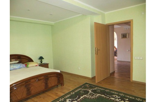 Сдается посуточно 2-комнатная, улица Большая Морская, 1700 рублей - Аренда квартир в Севастополе