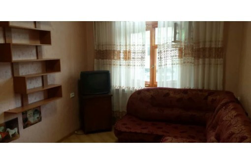Сдается 2-комнатная, улица Адмирала Макарова, 30000 рублей - Аренда квартир в Севастополе