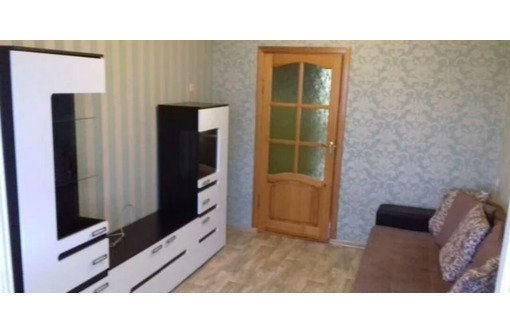 Сдается 2-комнатная, улица Горпищенко, 18000 рублей - Аренда квартир в Севастополе