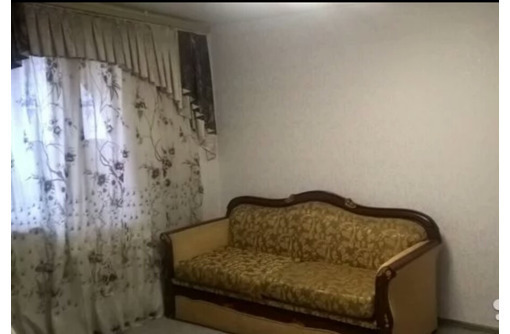 Сдается 3-комнатная, улица Александра Маринеско, 25000 рублей - Аренда квартир в Севастополе