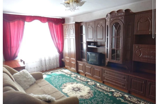 Сдается 2-комнатная, улица Адмирала Юмашева, 20000 рублей - Аренда квартир в Севастополе