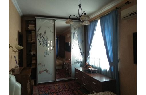 3-комнатная сталинка по ул. Яна Гамарника - Квартиры в Севастополе