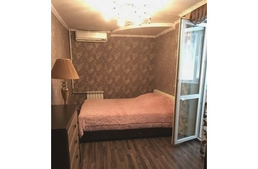 Продам 3-комнатную квартиру на ул. Меньшикова 23 - Квартиры в Севастополе
