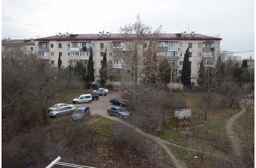 3-х комн. 57 м2 на ул. Репина - Квартиры в Севастополе