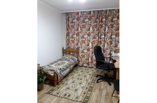 Продается трехкомнатная квартира, г. Симферополь, ул.Балаклавская,"Бавария" - Квартиры в Симферополе
