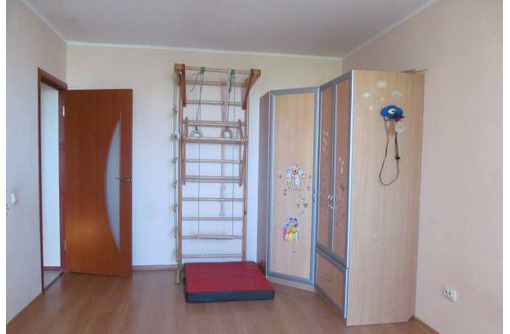 Продам трехкомнатную квартиру - Квартиры в Севастополе