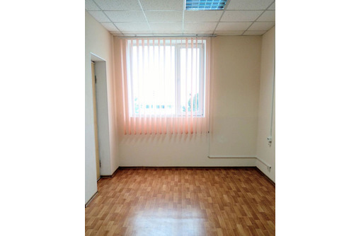 Светлый офис с балконом 27,6 м2. - Сдам в Севастополе