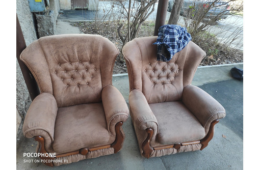 продаются кресла мягкие б/у 2 штуки - Мягкая мебель в Севастополе