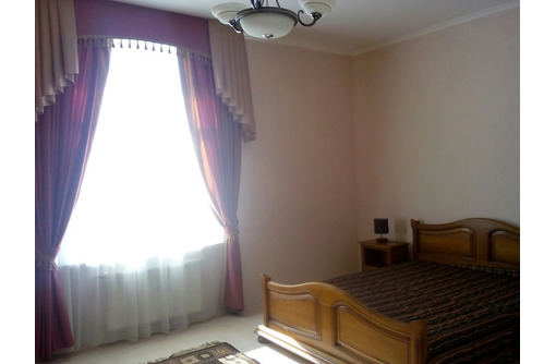 Сдам 3- комнатную крупногабаритную квартиру 130 м.кв - Аренда квартир в Севастополе