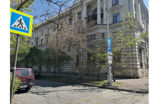 "Сталинка" в центре ,престижное место 4900000 - Квартиры в Севастополе