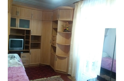 Продам   сталинку на Глухова - Квартиры в Севастополе