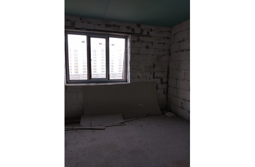 Срочно продам квартиру свободной планировки в Казачьей Бухте - Квартиры в Севастополе