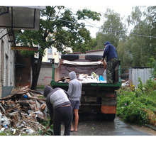 Вывоз мусора, грунта, бута, старую мебель и любой хлам.Без выходных - Вывоз мусора в Севастополе