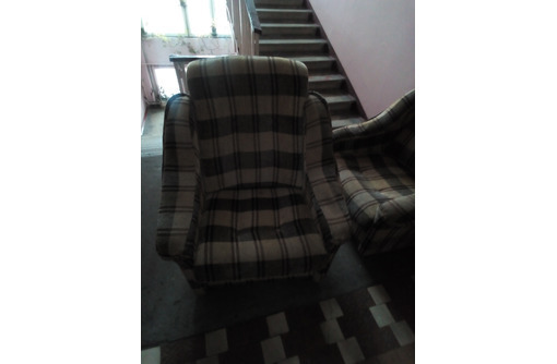 Продам Два кресла  в хорошем  состоянии - Мягкая мебель в Ялте