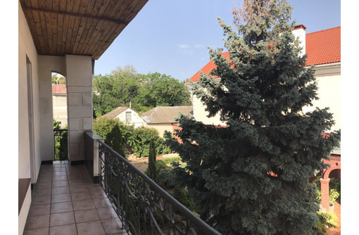 Престижный дом со своим парком - Дома в Севастополе