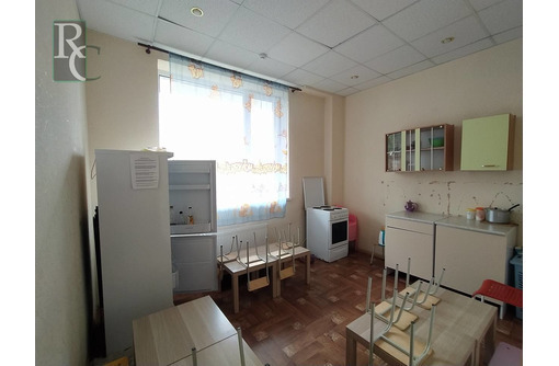 Небольшой офис на Острякова с ремонтом и парковкой - Сдам в Севастополе