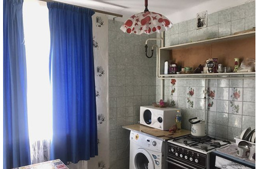 Продается 2- комнатная квартира на Северной стороне Севастополя, пл. Захарова - Квартиры в Севастополе