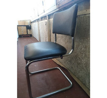 Офисные стулья состояние новых - Мебель для офиса в Севастополе