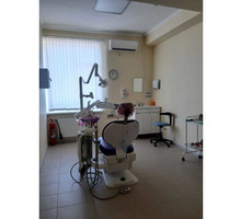 Требуется медсестра в стоматологию (ассистент) - Медицина, фармацевтика в Севастополе