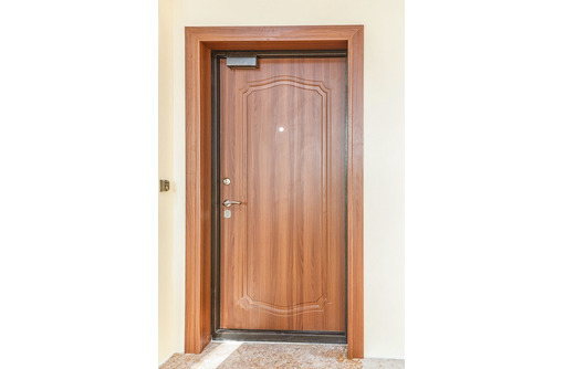 Частный мастер установщик дверей - Ремонт, установка окон и дверей в Керчи