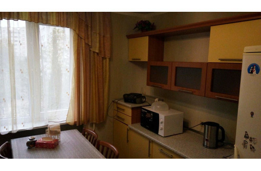 Сдается трех комнатная квартира по ул.Косарева - Аренда квартир в Севастополе