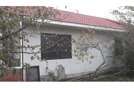 Продам 2 Дома на 5 соток ИЖС в Центре города Бахчисарай- 3 400 000p - Дома в Бахчисарае