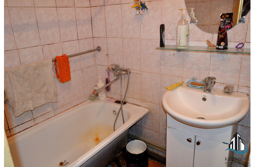 Продается 2-комнатная квартиры в самом центре города Феодосия - Квартиры в Феодосии