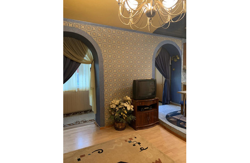 Продается трехкомнатная квартира 77 кв. мна ул. Ленина, 48, г. Севастополь - Квартиры в Севастополе