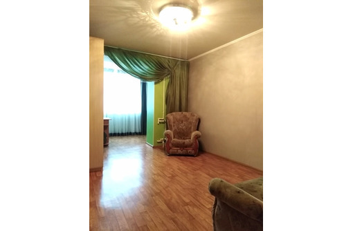 Продажа 3- комнатной квартиры в спальном районе! - Квартиры в Симферополе
