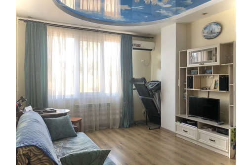 Срочно продам двухкомнатную квартиру на Корабельной - Квартиры в Севастополе