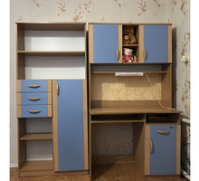 Продаётся стенка в детскую комнату! 8000₽ - Мебель для спальни в Крыму